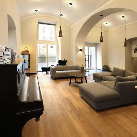 Design Loft 2 Minutes To Wenceslas Square プラハ エクステリア 写真
