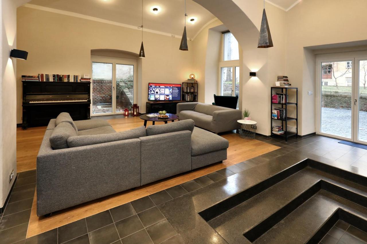 Design Loft 2 Minutes To Wenceslas Square プラハ エクステリア 写真