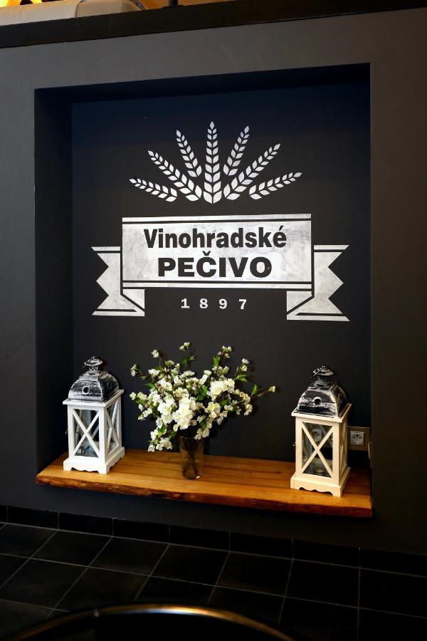 Design Loft 2 Minutes To Wenceslas Square プラハ エクステリア 写真