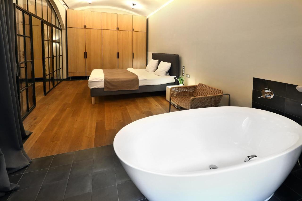 Design Loft 2 Minutes To Wenceslas Square プラハ エクステリア 写真