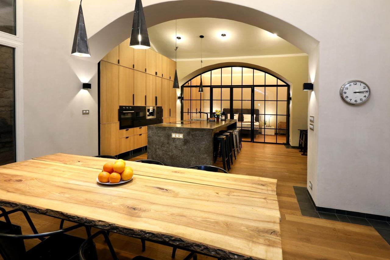 Design Loft 2 Minutes To Wenceslas Square プラハ エクステリア 写真