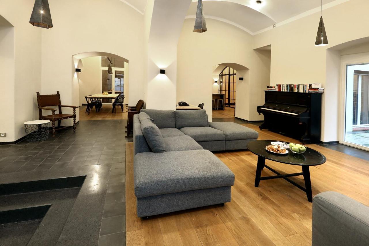 Design Loft 2 Minutes To Wenceslas Square プラハ エクステリア 写真